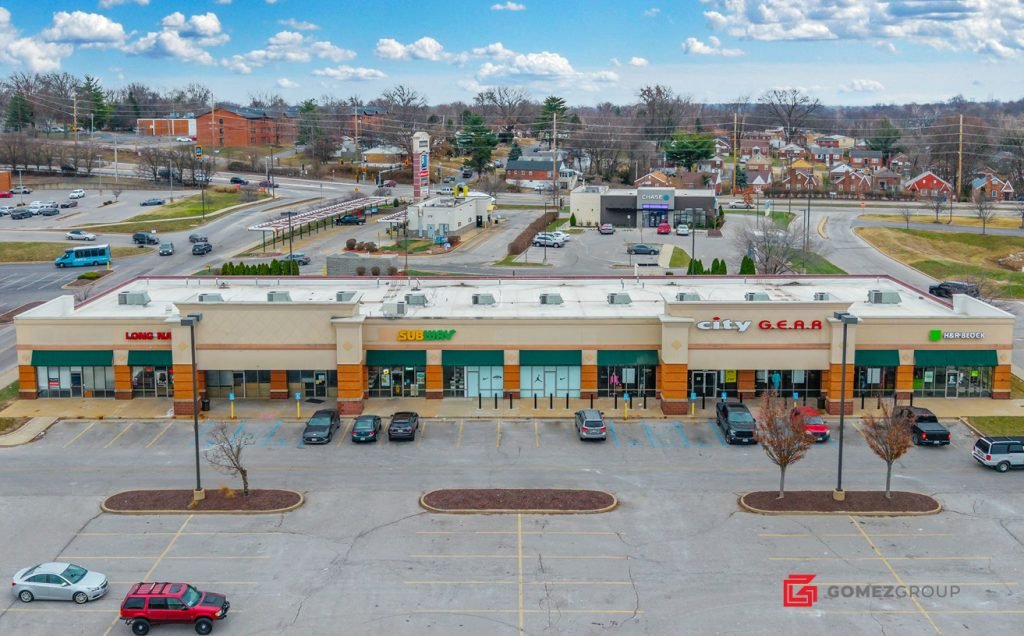 Photos Jennings Shops Plaza on the Blvd nnn for sale Jennings MO
